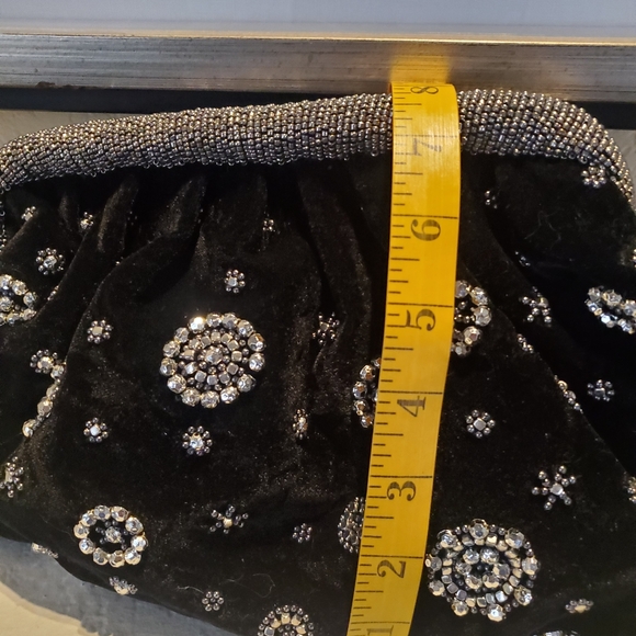 Anthropologie Elegant Black Velvet Beaded Evening Clutch Bag - Picture 7 of 14